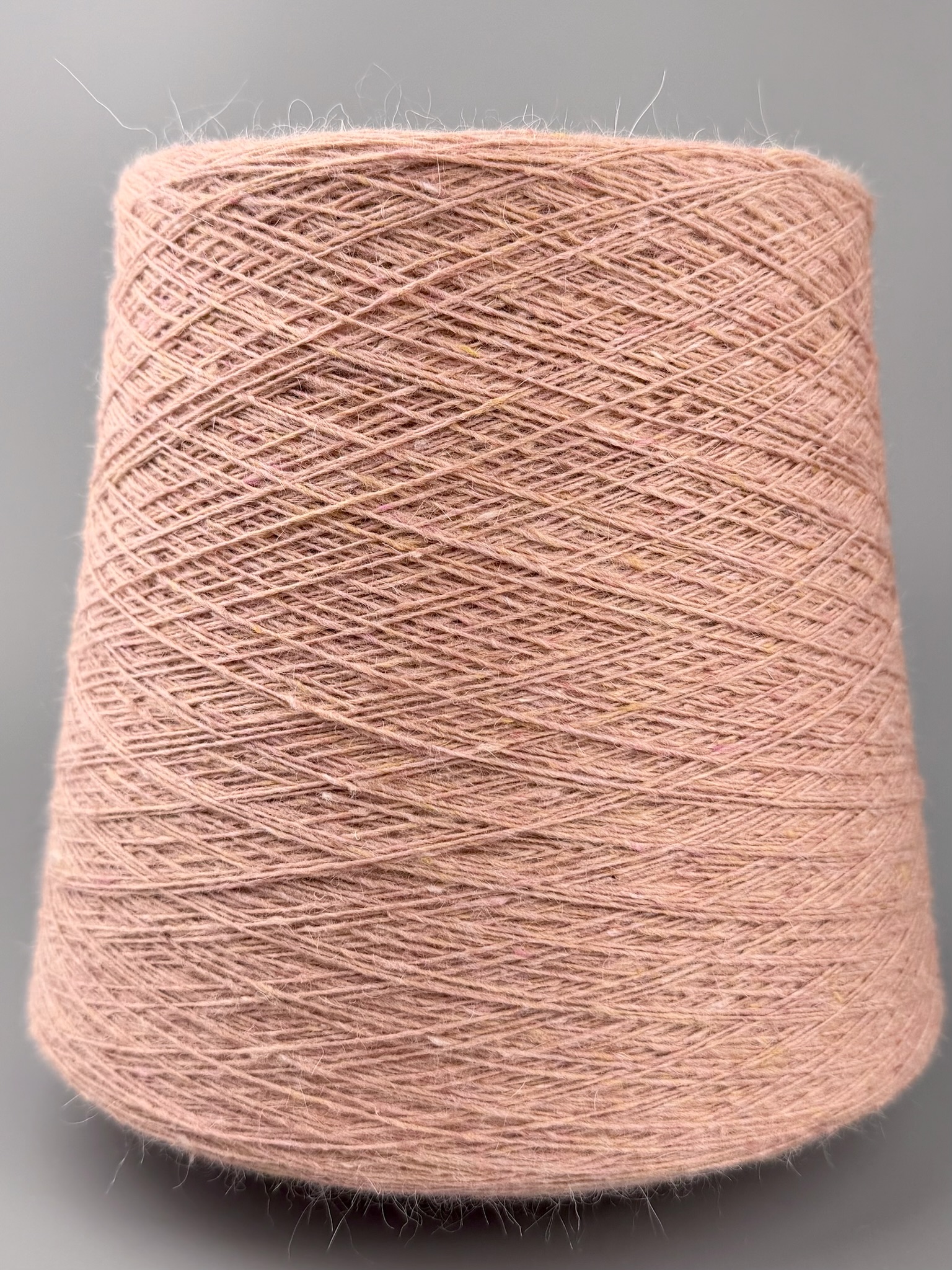 Hasegawa Art. HKA 4601 820 m / 100 g – Garn Seide Kaschmir Kid Mohair col. Pfirsich Melangè foto 2